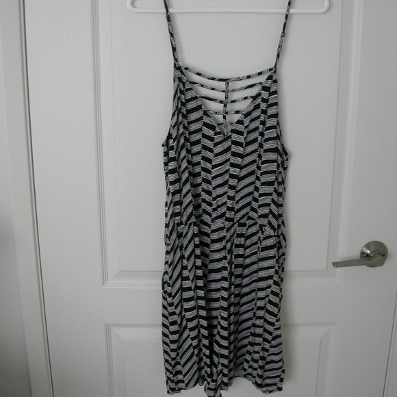 Light Black and White Romper - Picture 1 of 10